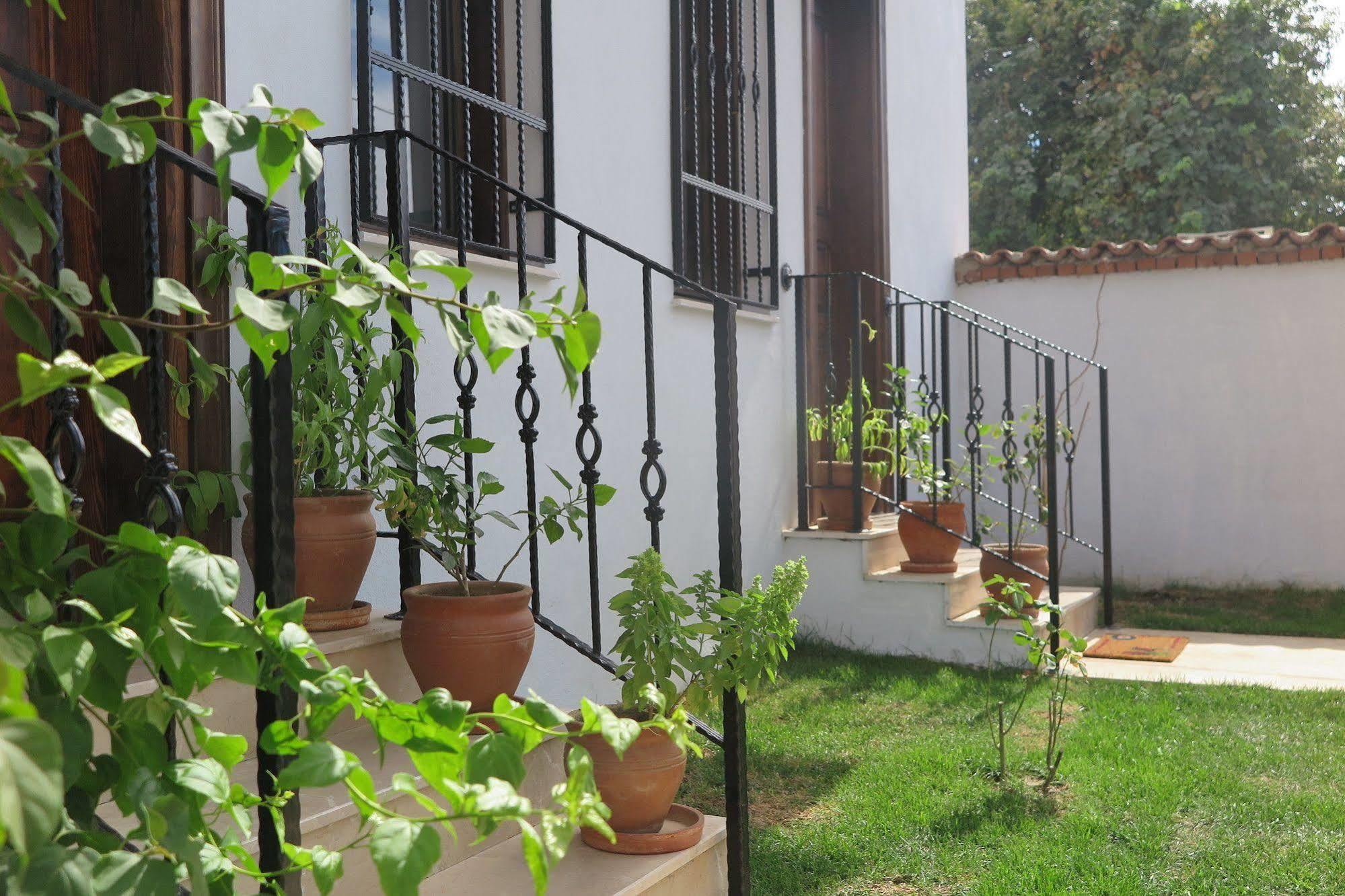 Livia Garden Hotel Selçuk Buitenkant foto